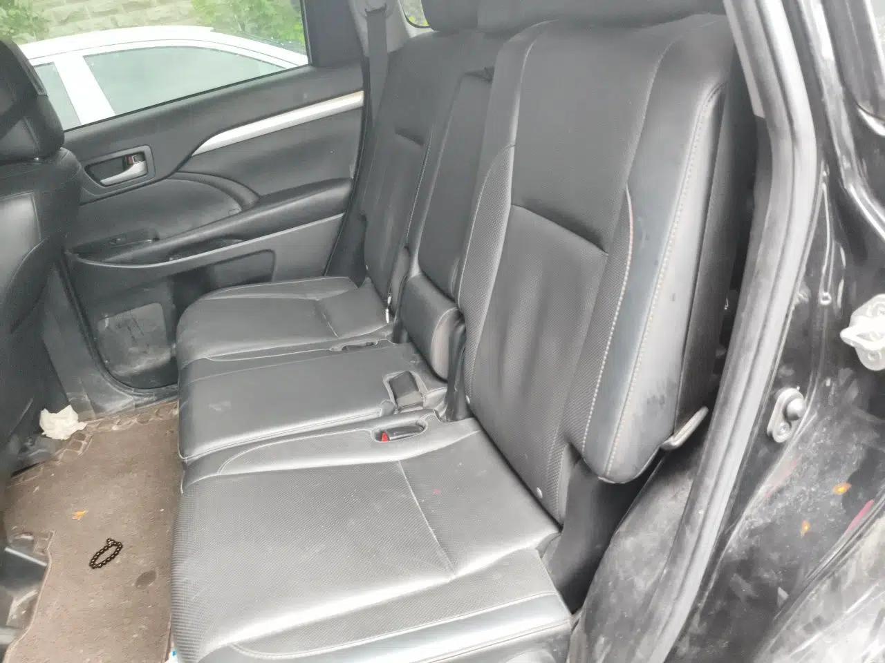 Toyota Highlander 2018 2.0T Four-Wheel Drive Knight Edition 7 Seats China VI Standard — миниатюра 17