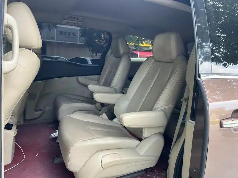 Buick GL8 2018 28T Luxury Edition (China VI Emission Standard) — миниатюра 7