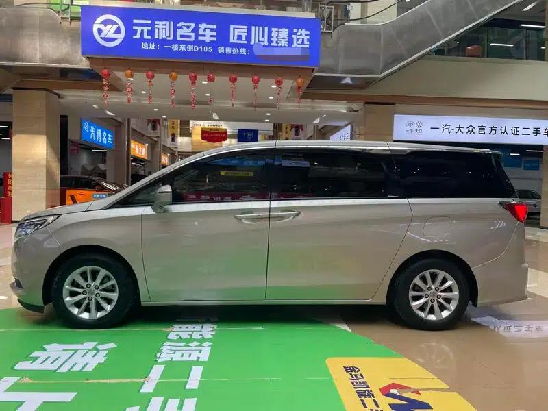 Buick GL8 2018 ES 28T Comfort Model (China VI Emission Standard) — миниатюра 3