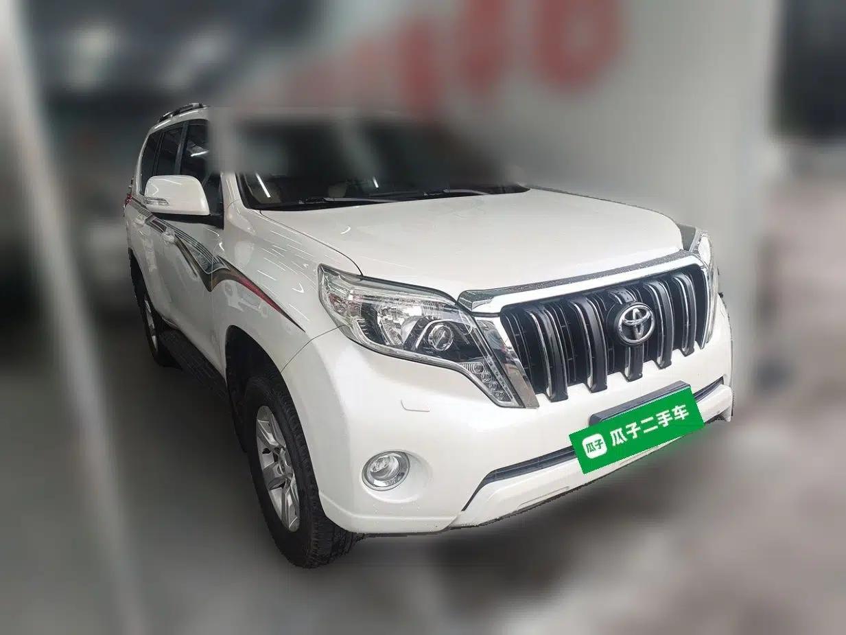 Toyota Prado 2016 2.7L Automatic Luxury Edition — миниатюра 3