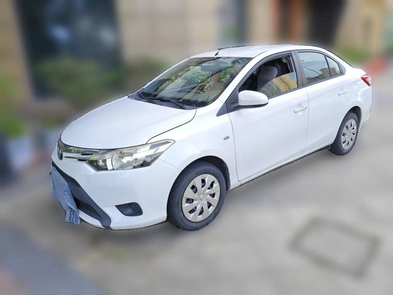 Toyota Vios 2014 1.3L Automatic Standard Edition — миниатюра 1