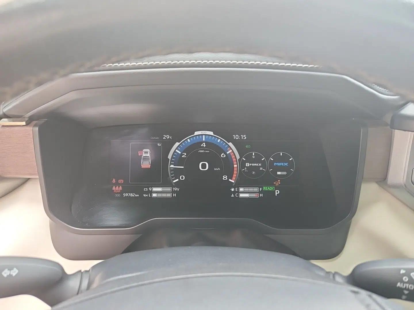 Toyota Tundra 3.5TT Automatic Four-Wheel Drive, Five-Seater (Parallel Import) — миниатюра 11
