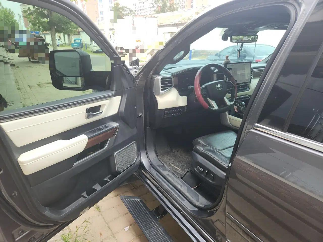 Toyota Tundra 3.5TT Automatic Four-Wheel Drive, Five-Seater (Parallel Import) — миниатюра 16
