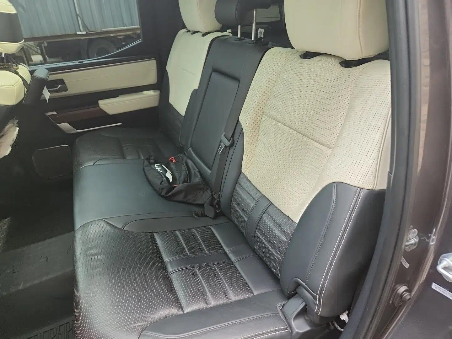 Toyota Tundra 3.5TT Automatic Four-Wheel Drive, Five-Seater (Parallel Import) — миниатюра 17