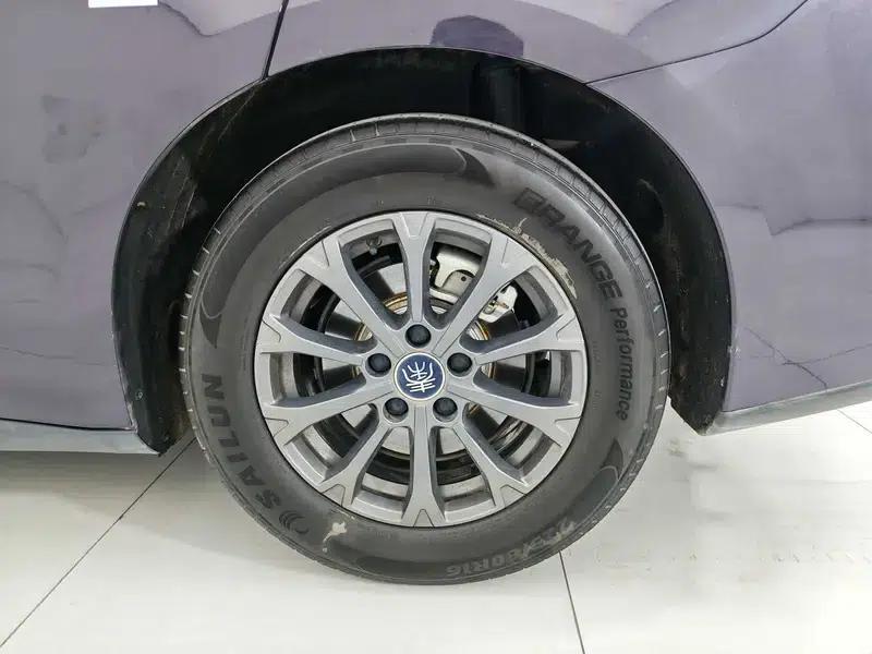 Qin L DM 2025 Smart Driving Edition DM-i 80KM Leading Model — миниатюра 9