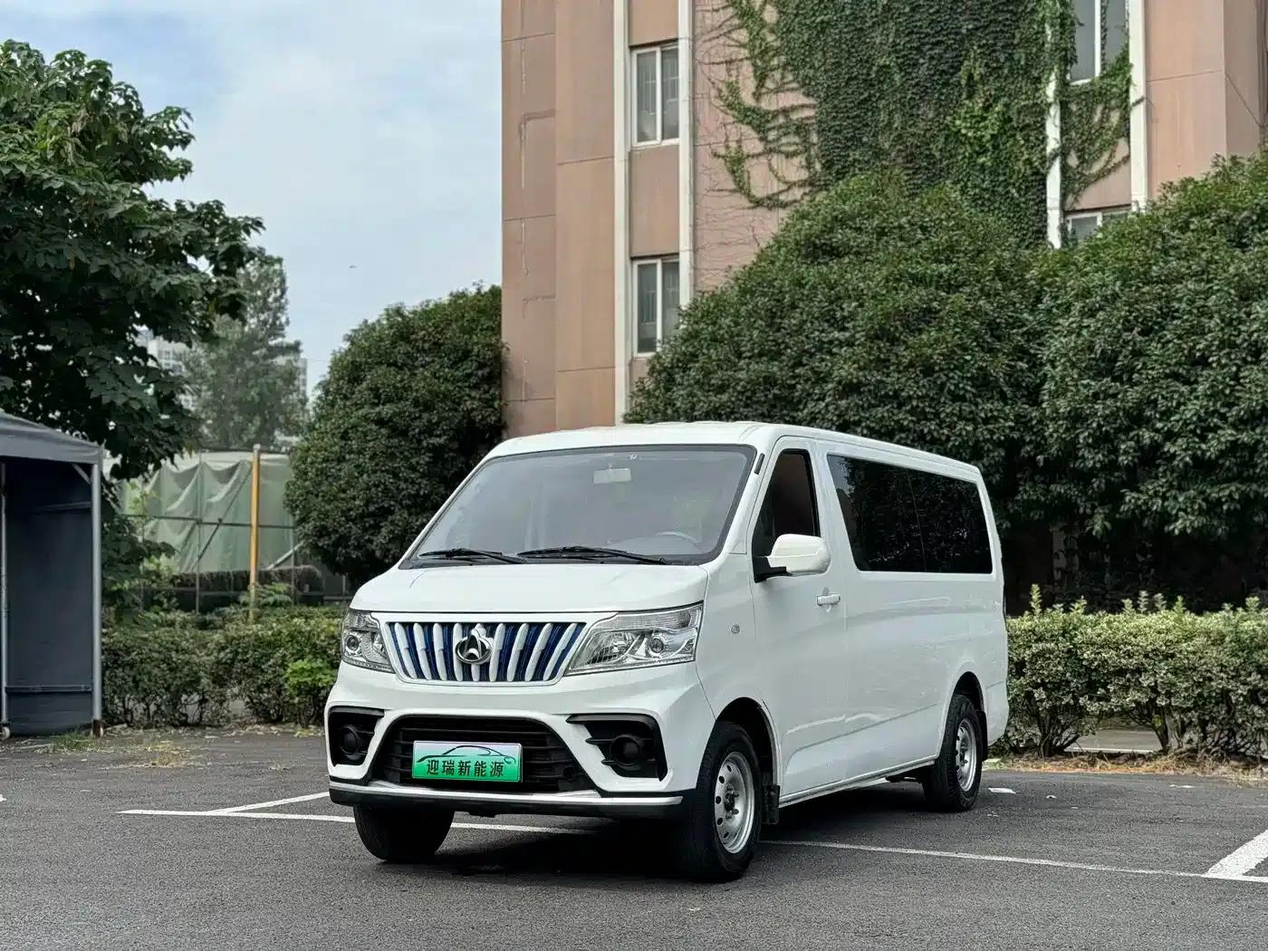 Changan Ruixing EM80 2024 Model, 6-seater, split-door comfort version, 41.86kWh — миниатюра 1