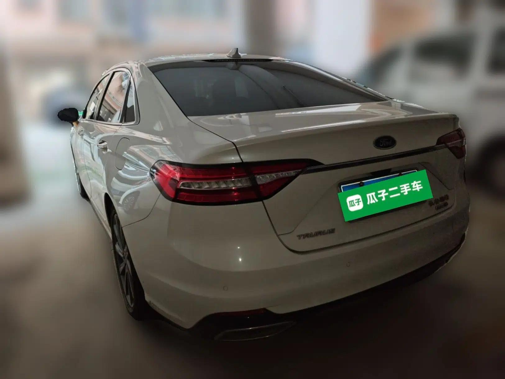 Ford Taurus 2019 EcoBoost 245 Premium Edition — миниатюра 4