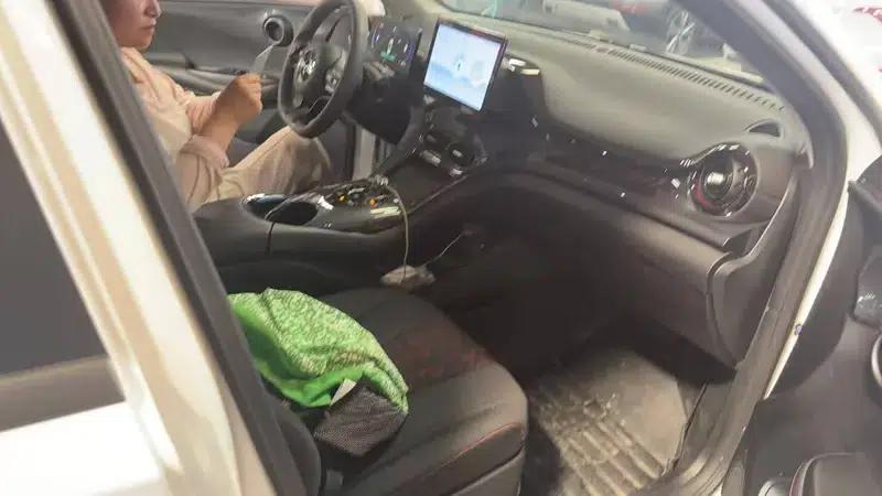 BYD e2 2023 Luxury Edition — миниатюра 5