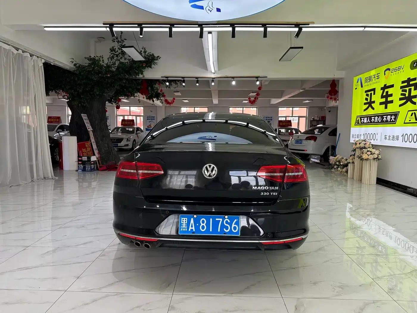2018 Volkswagen Passat 330TSI DSG Leading Edition — миниатюра 5