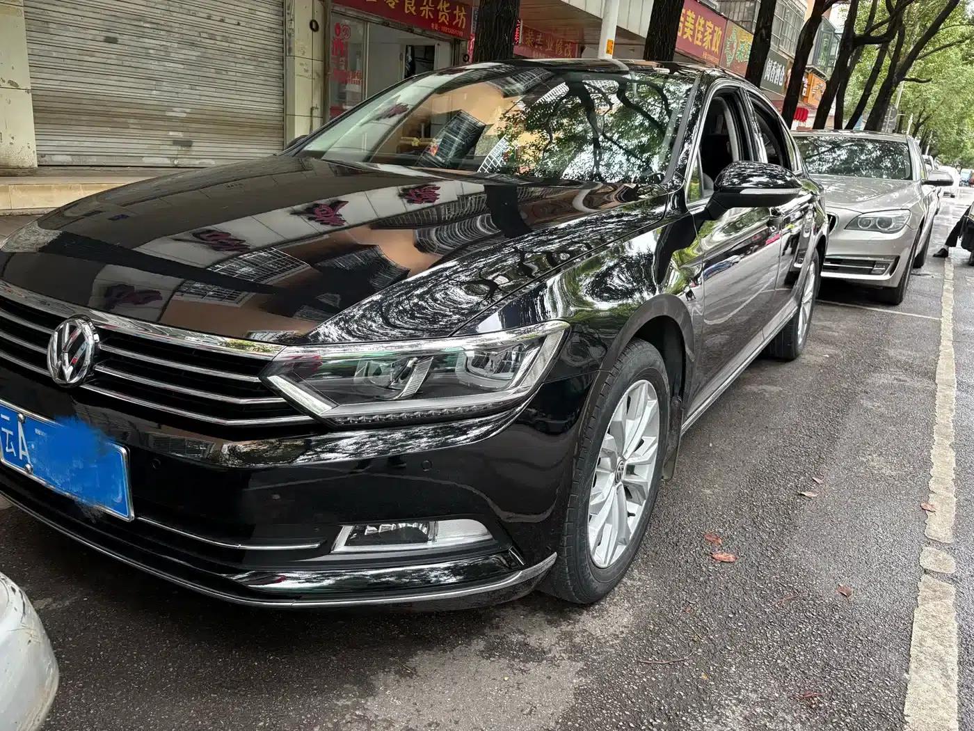2019 Volkswagen Magotan 380TSI DSG Luxury Edition (National V Emission Standard) — миниатюра 2