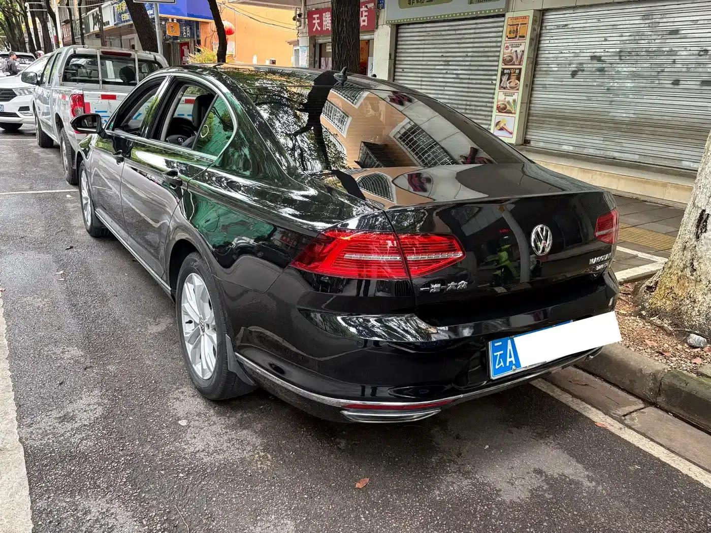 2019 Volkswagen Magotan 380TSI DSG Luxury Edition (National V Emission Standard) — миниатюра 3