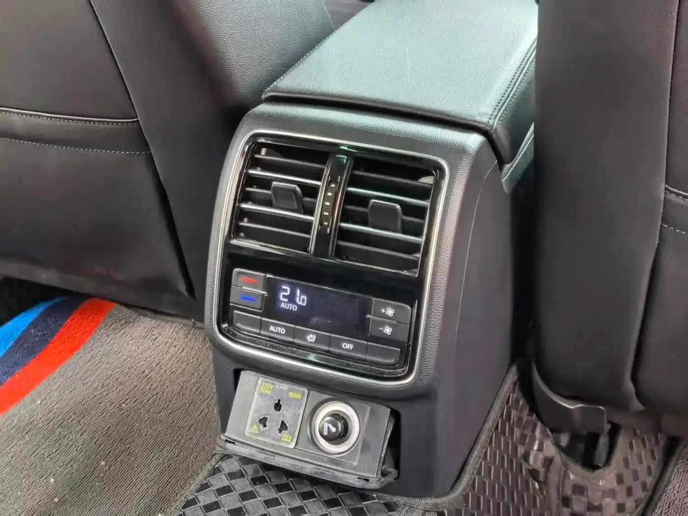 2017 Volkswagen Passat 330TSI DSG Luxury — миниатюра 8