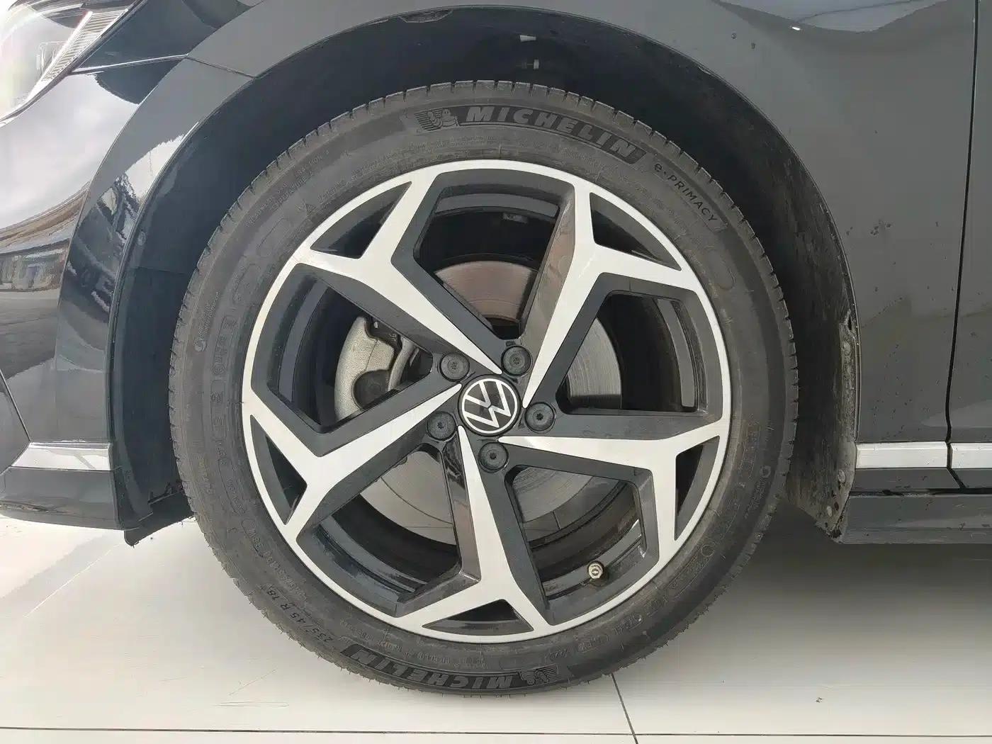 Volkswagen Magotan 2023 2 Millionth Unit Commemorative Edition 330TSI DSG Luxury — миниатюра 8