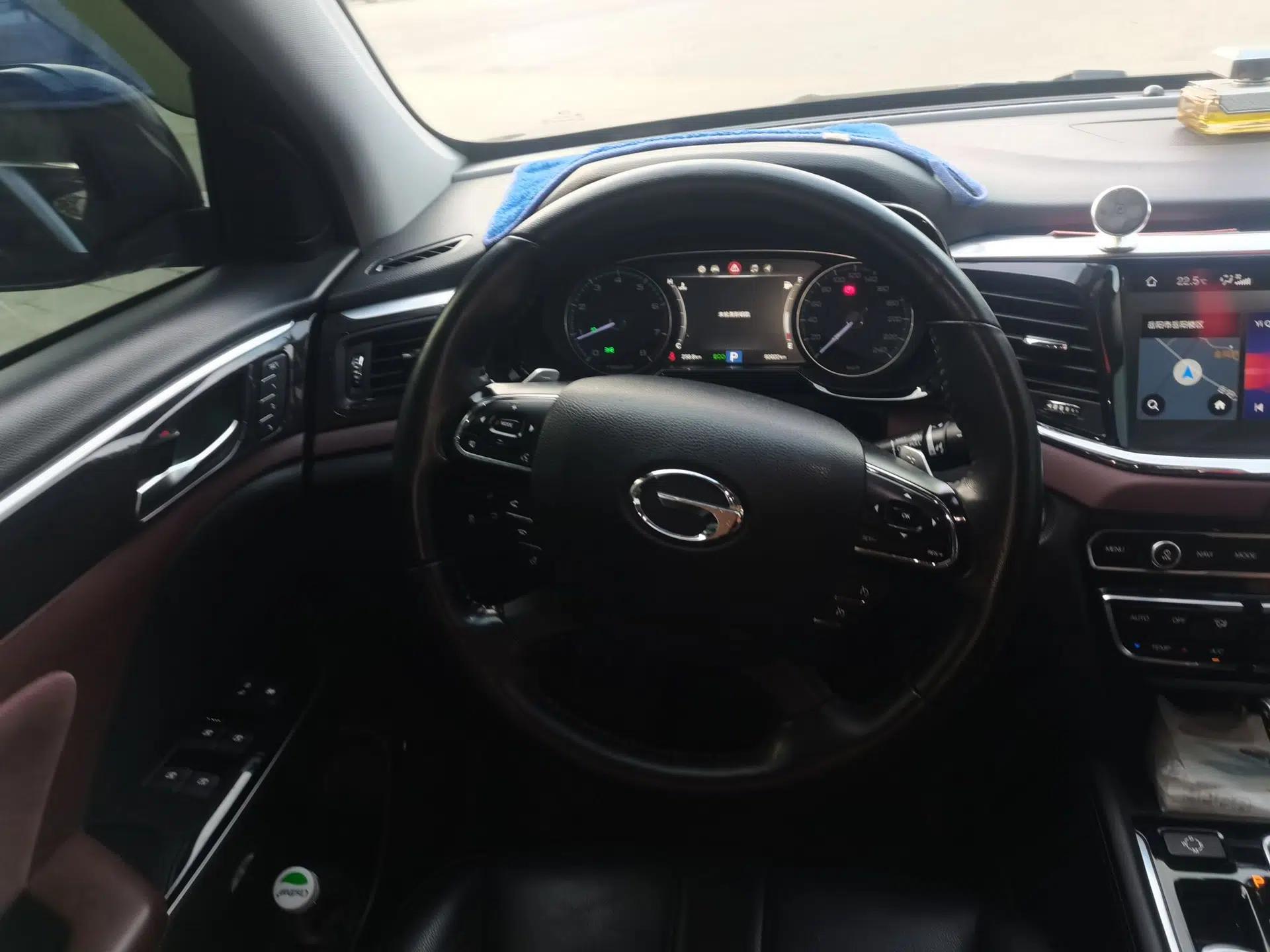 GAC Trumpchi GS8 2017 320T Two-Wheel Drive Luxury Smart Connectivity Version (7 Seats) — миниатюра 10