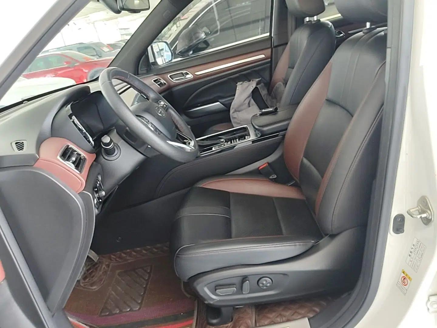 GAC Trumpchi GS8 2020 GS8S 390T Two-Wheel Drive Luxury Smart Connectivity Version — миниатюра 17