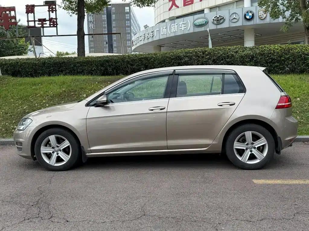 2016 Golf 230TSI Automatic Comfort — миниатюра 3