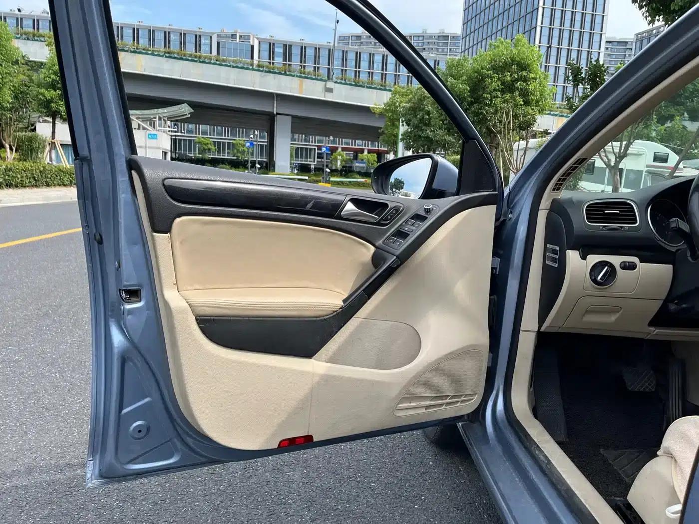 2012 Golf 1.4TSI Automatic Comfort — миниатюра 16