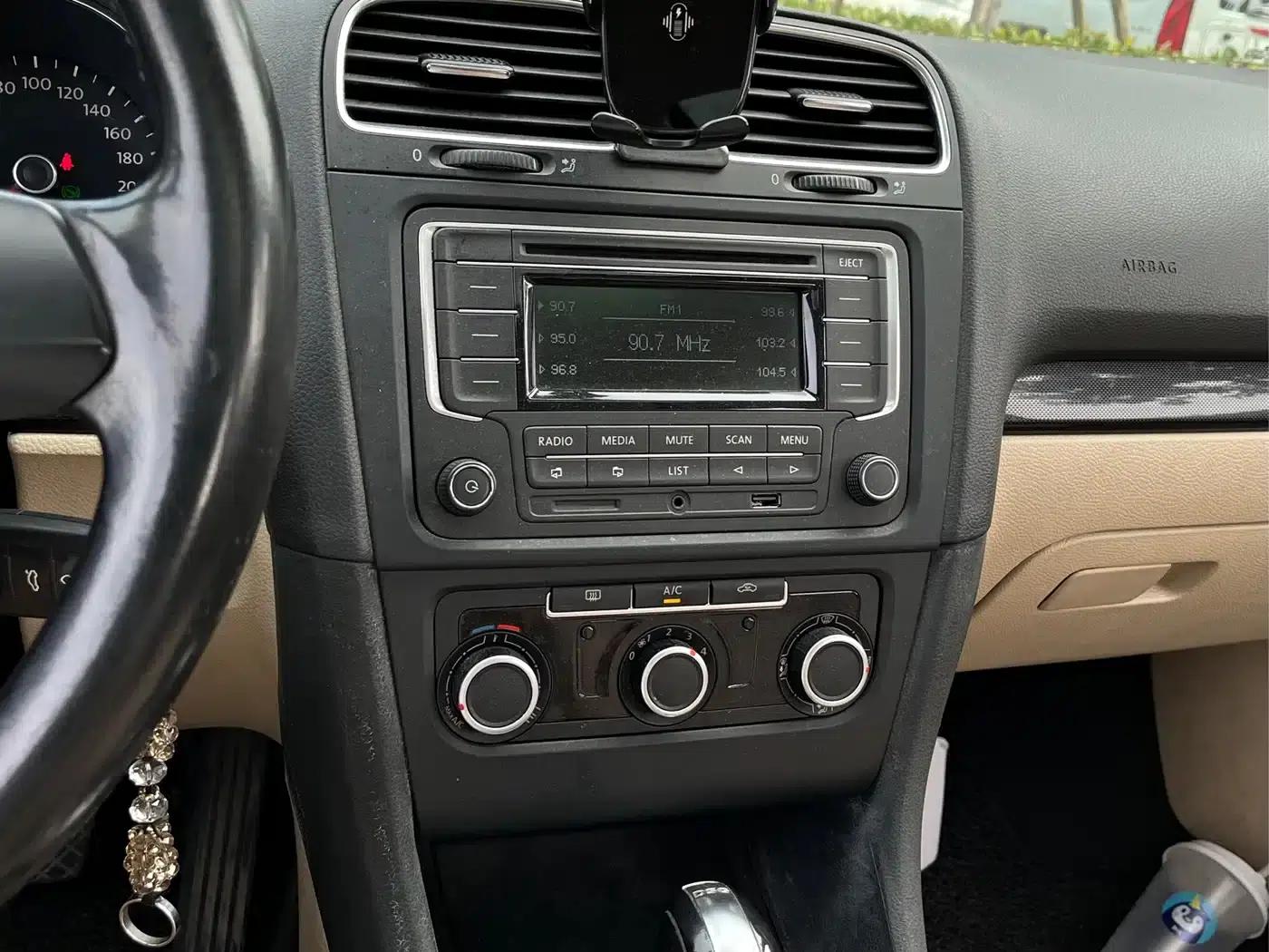 2012 Golf 1.4TSI Automatic Comfort — миниатюра 17