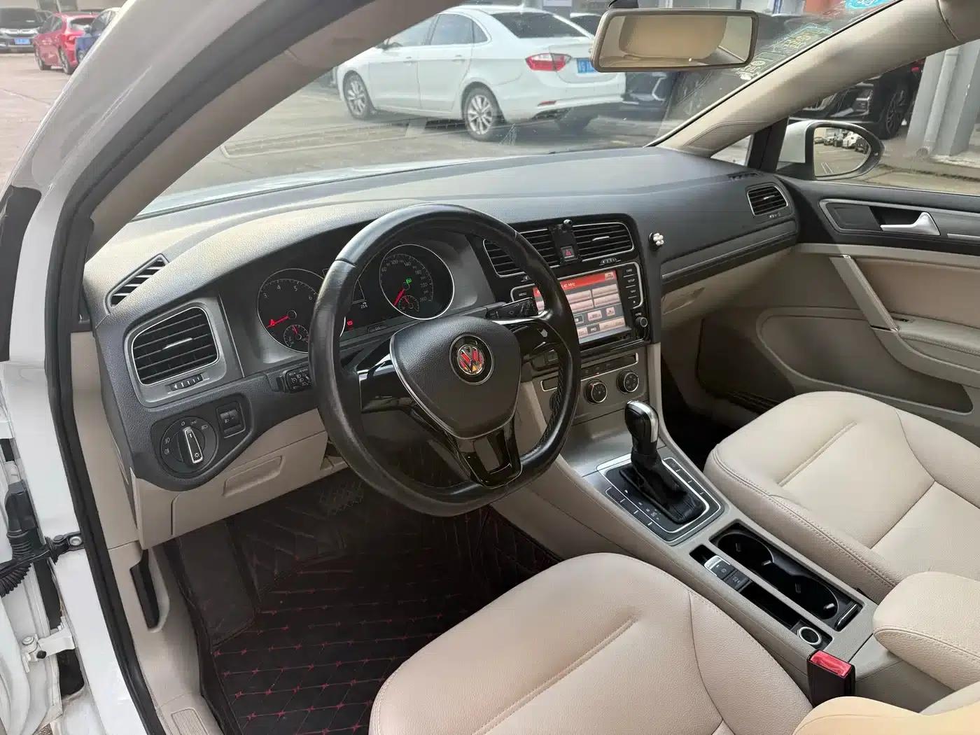 2015 Golf 1.4TSI Automatic Comfort — миниатюра 3