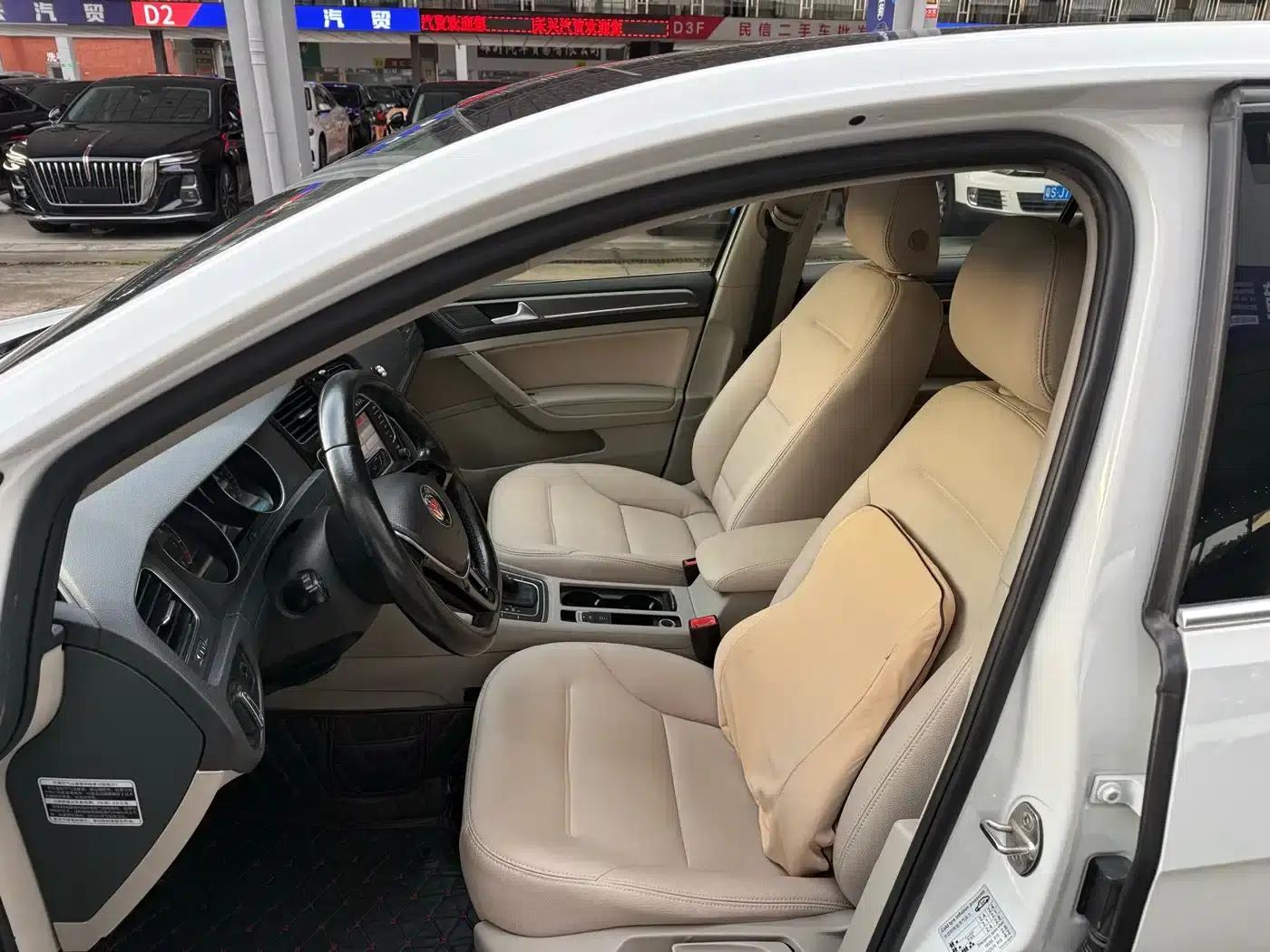 2015 Golf 1.4TSI Automatic Comfort — миниатюра 4