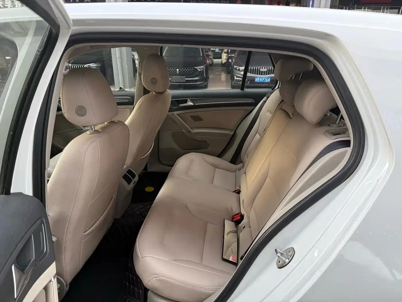 2015 Golf 1.4TSI Automatic Comfort — миниатюра 5