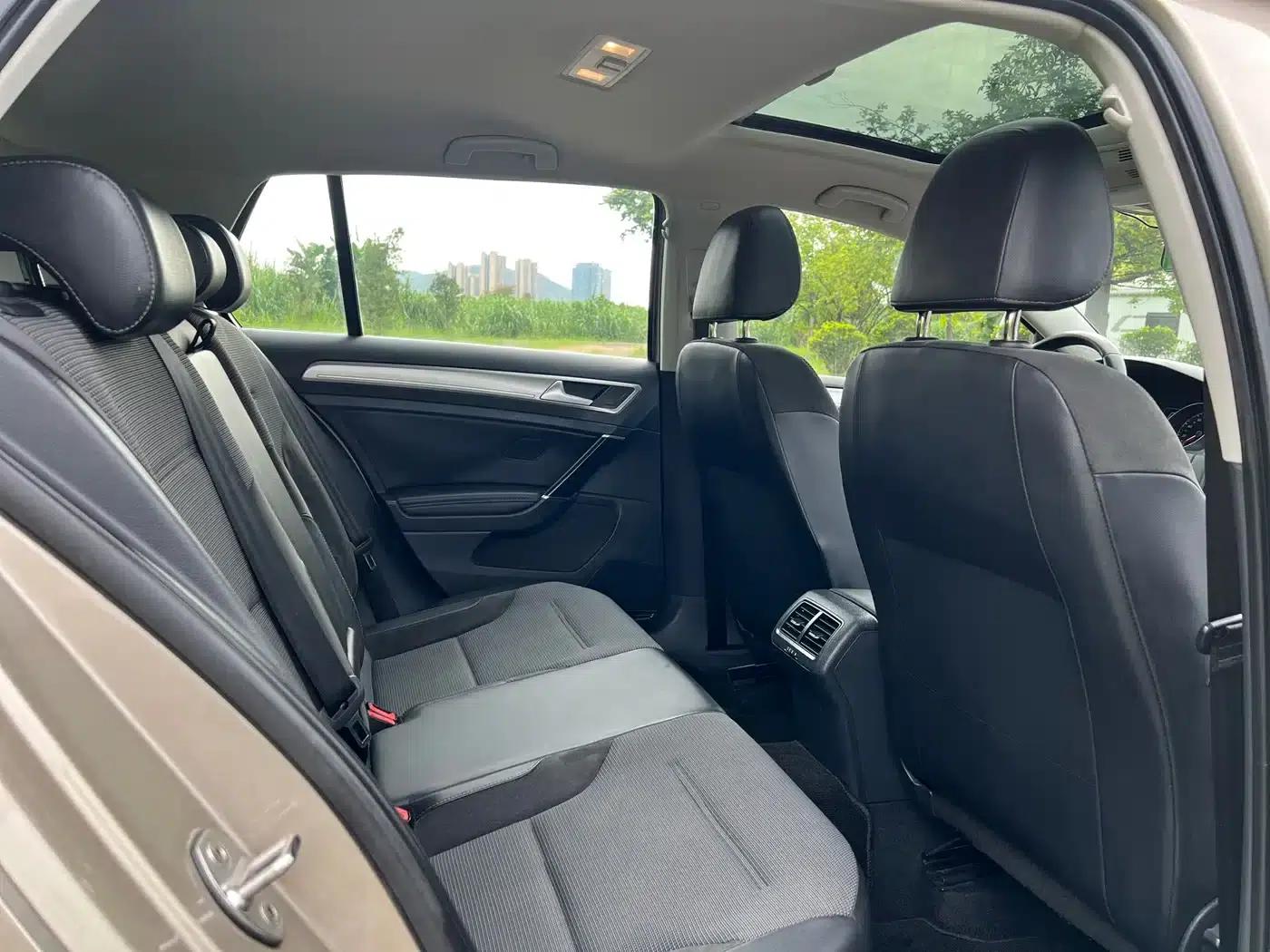 2018 Golf 230TSI Automatic Comfort — миниатюра 14