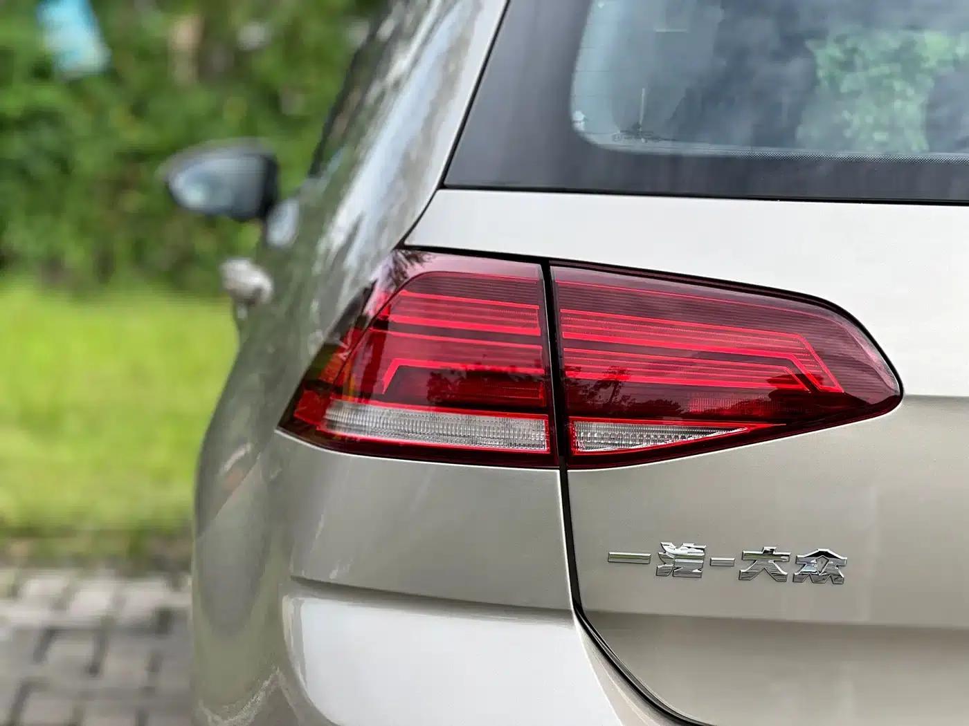 2018 Golf 230TSI Automatic Comfort — миниатюра 18