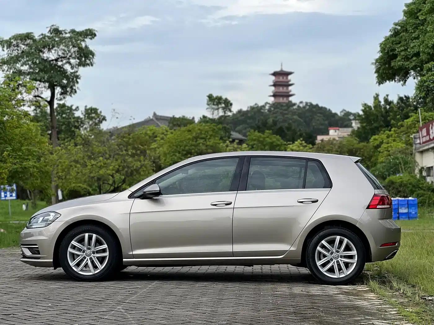 2018 Golf 230TSI Automatic Comfort — миниатюра 7