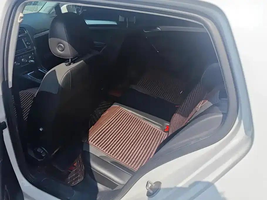 2018 Golf 230TSI Automatic Comfort — миниатюра 11
