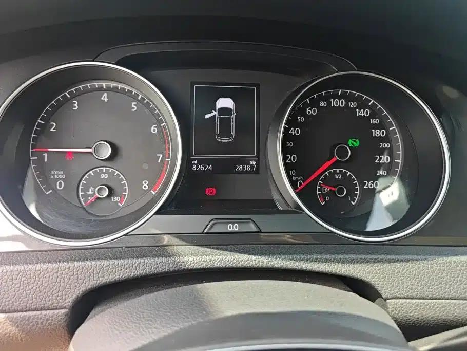 2018 Golf 230TSI Automatic Comfort — миниатюра 14