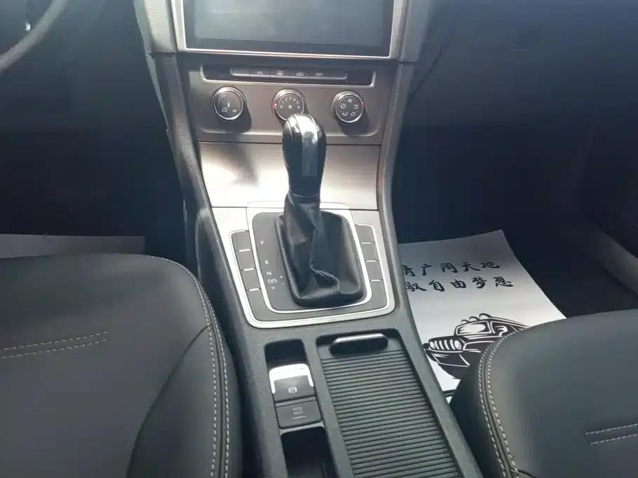 2016 Golf 1.6L Automatic Comfort — миниатюра 16