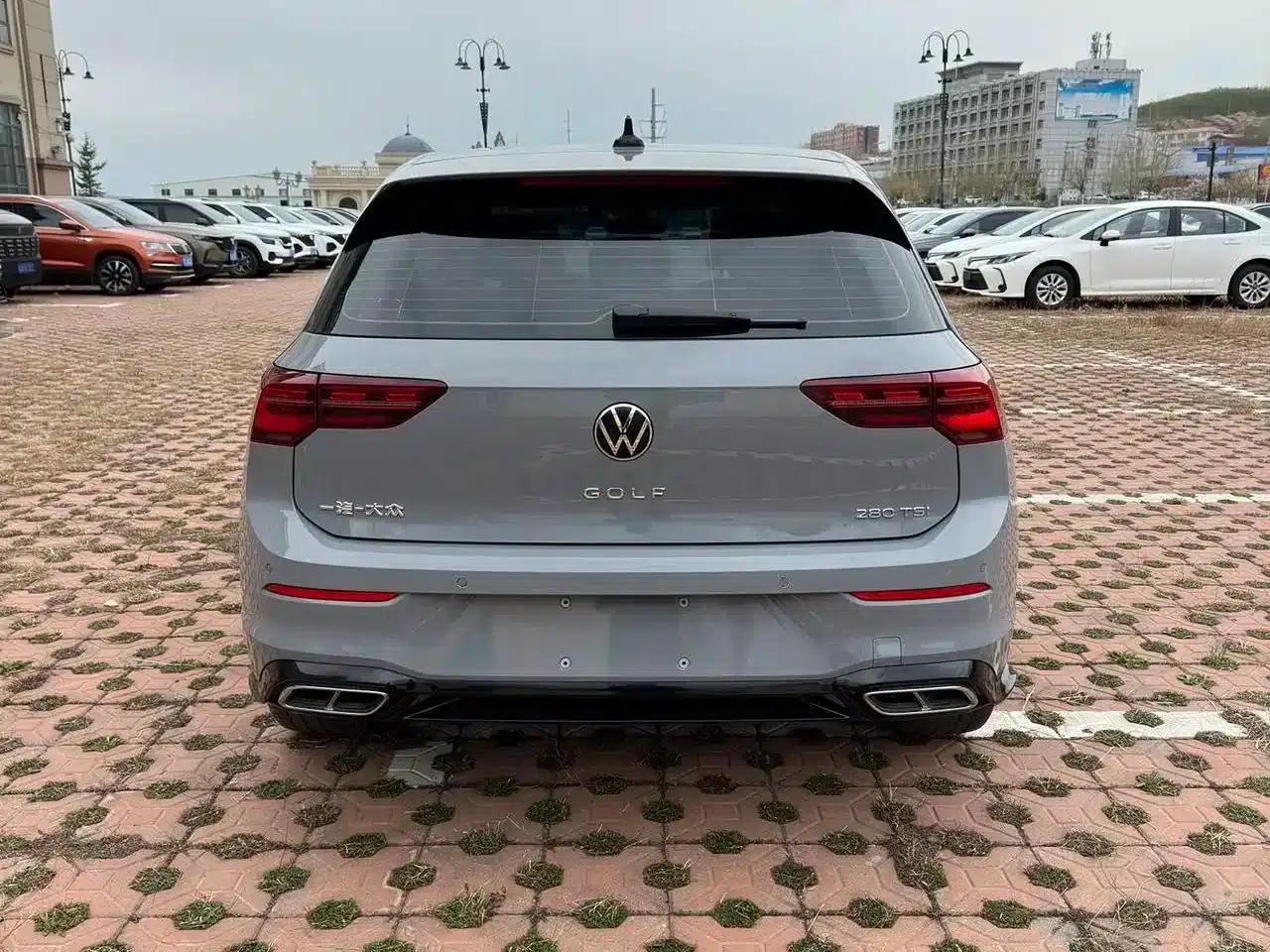 2023 Golf Facelift 280TSI DSG R-Line Lite — миниатюра 5