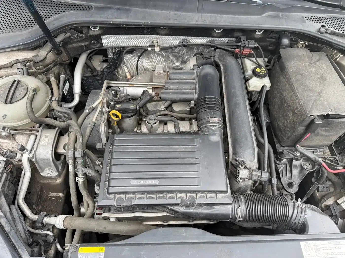 2014 Golf 1.4TSI Automatic Flagship — миниатюра 20