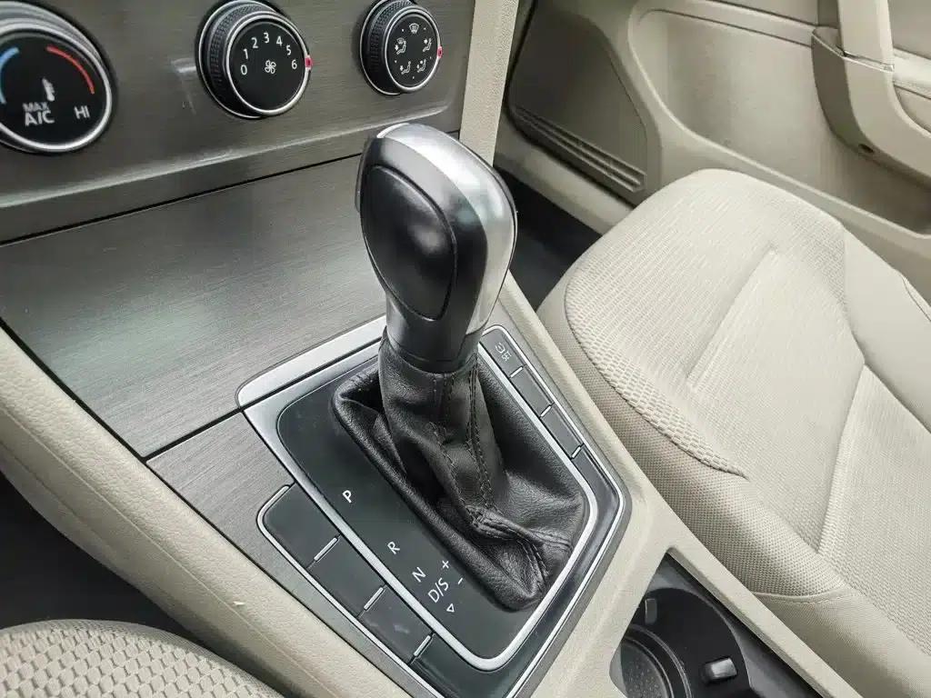 2014 Golf 1.6L Automatic Comfort — миниатюра 13