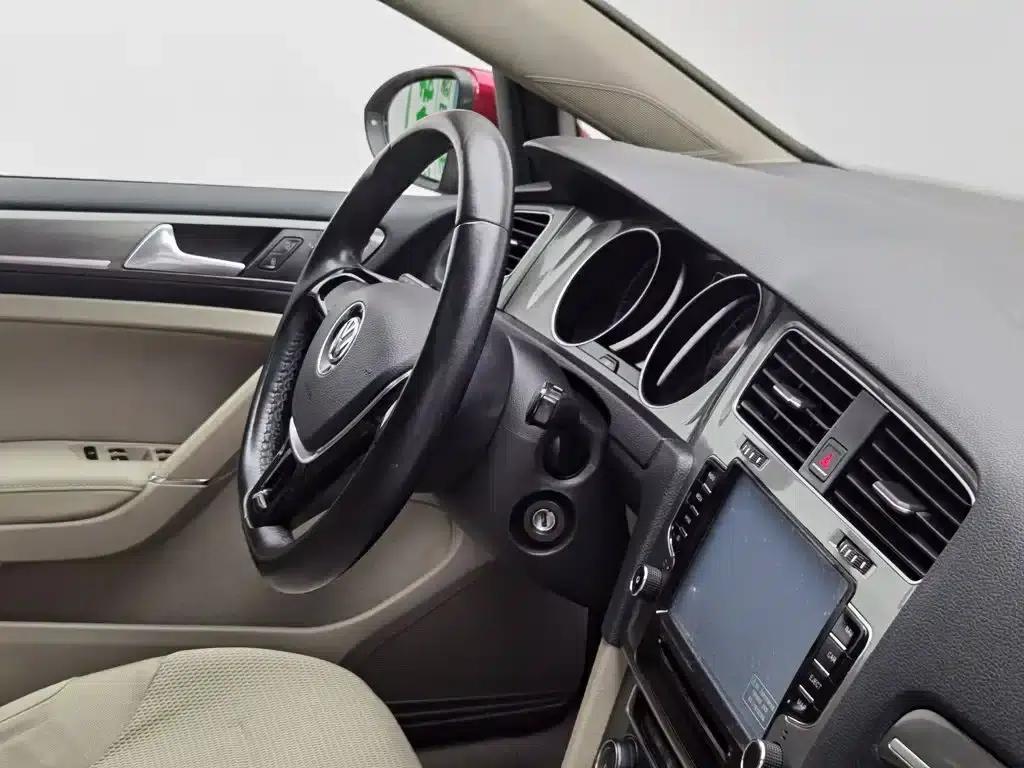 2014 Golf 1.6L Automatic Comfort — миниатюра 22