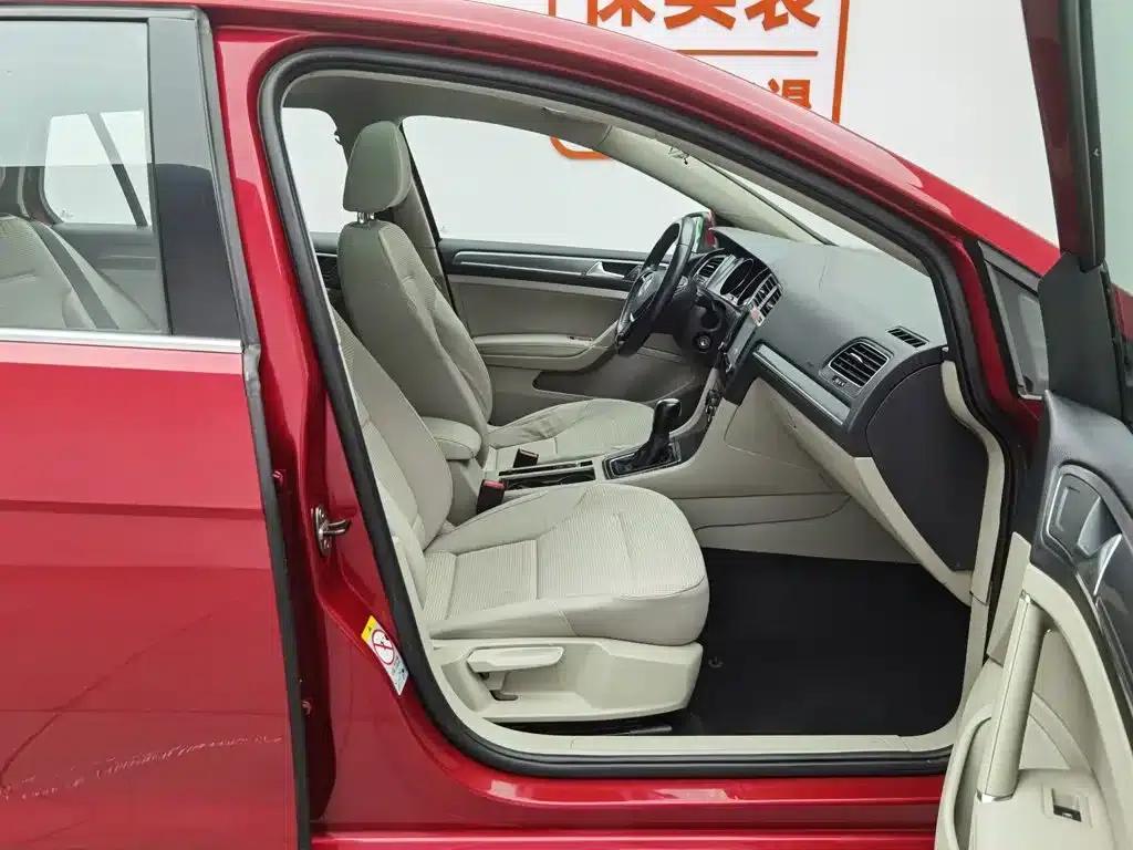 2014 Golf 1.6L Automatic Comfort — миниатюра 23