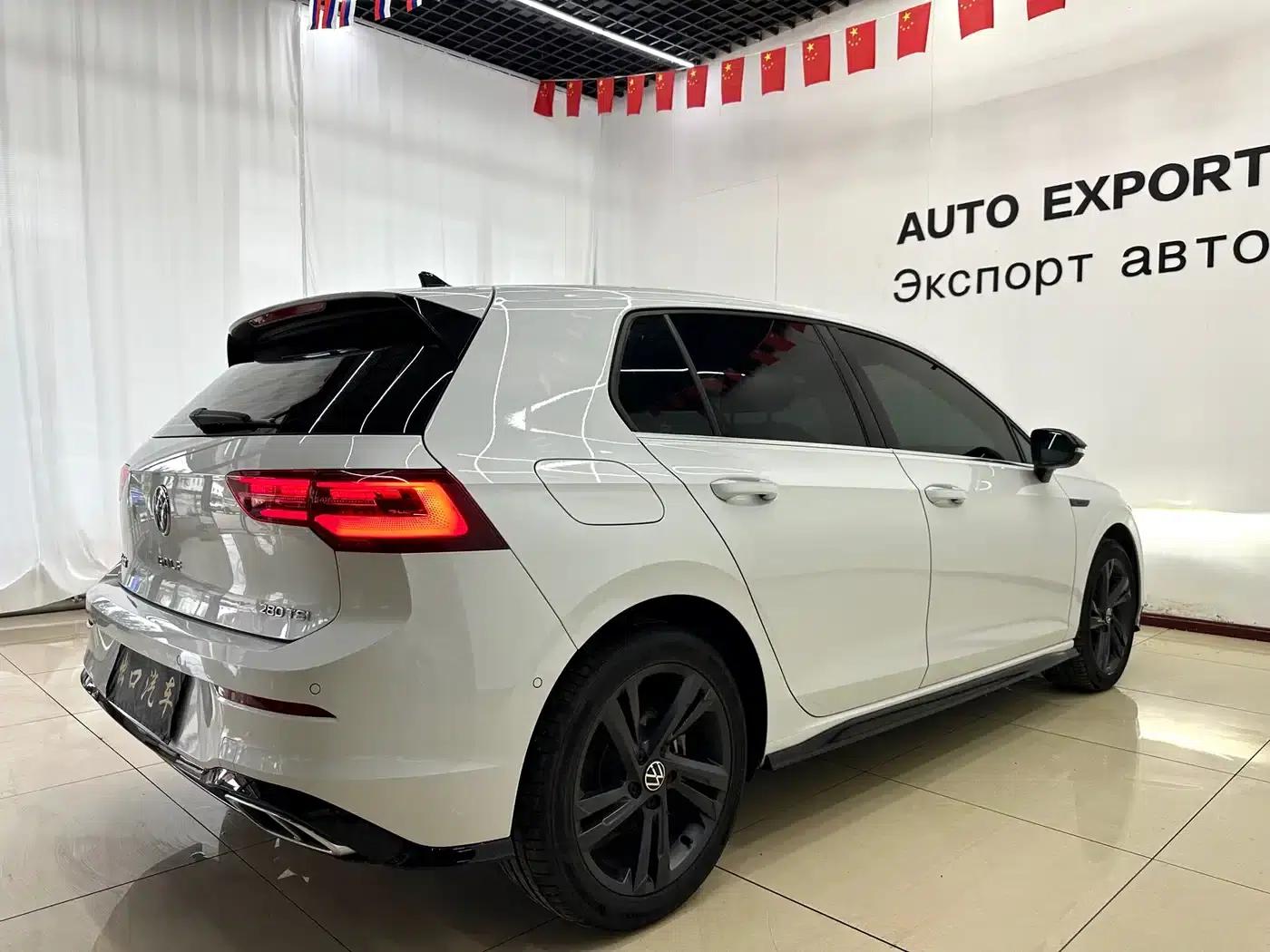 2023 Golf 280TSI DSG R-Line — миниатюра 4