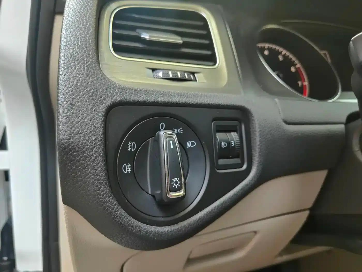 2014 Golf 1.4TSI Automatic Comfort — миниатюра 13