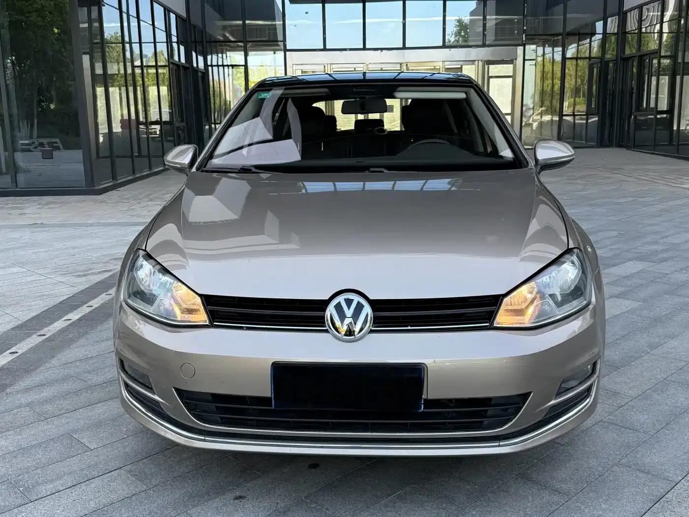 2015 Golf 1.6L Automatic Comfort — миниатюра 2