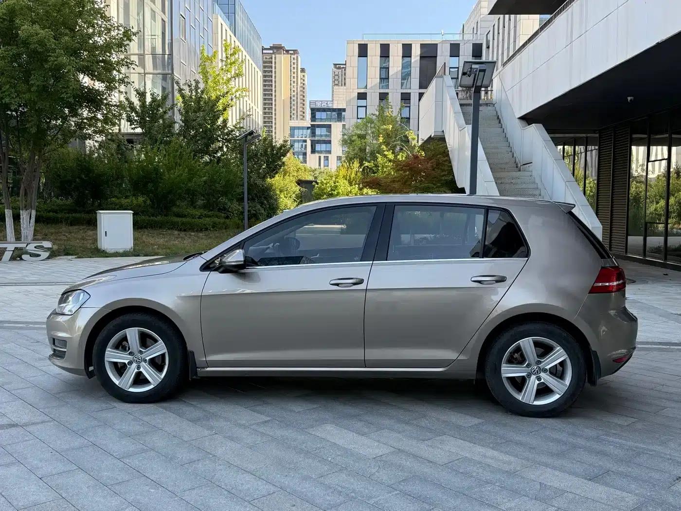 2015 Golf 1.6L Automatic Comfort — миниатюра 3