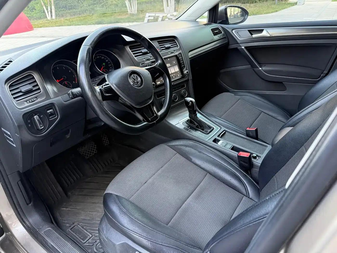 2015 Golf 1.6L Automatic Comfort — миниатюра 6