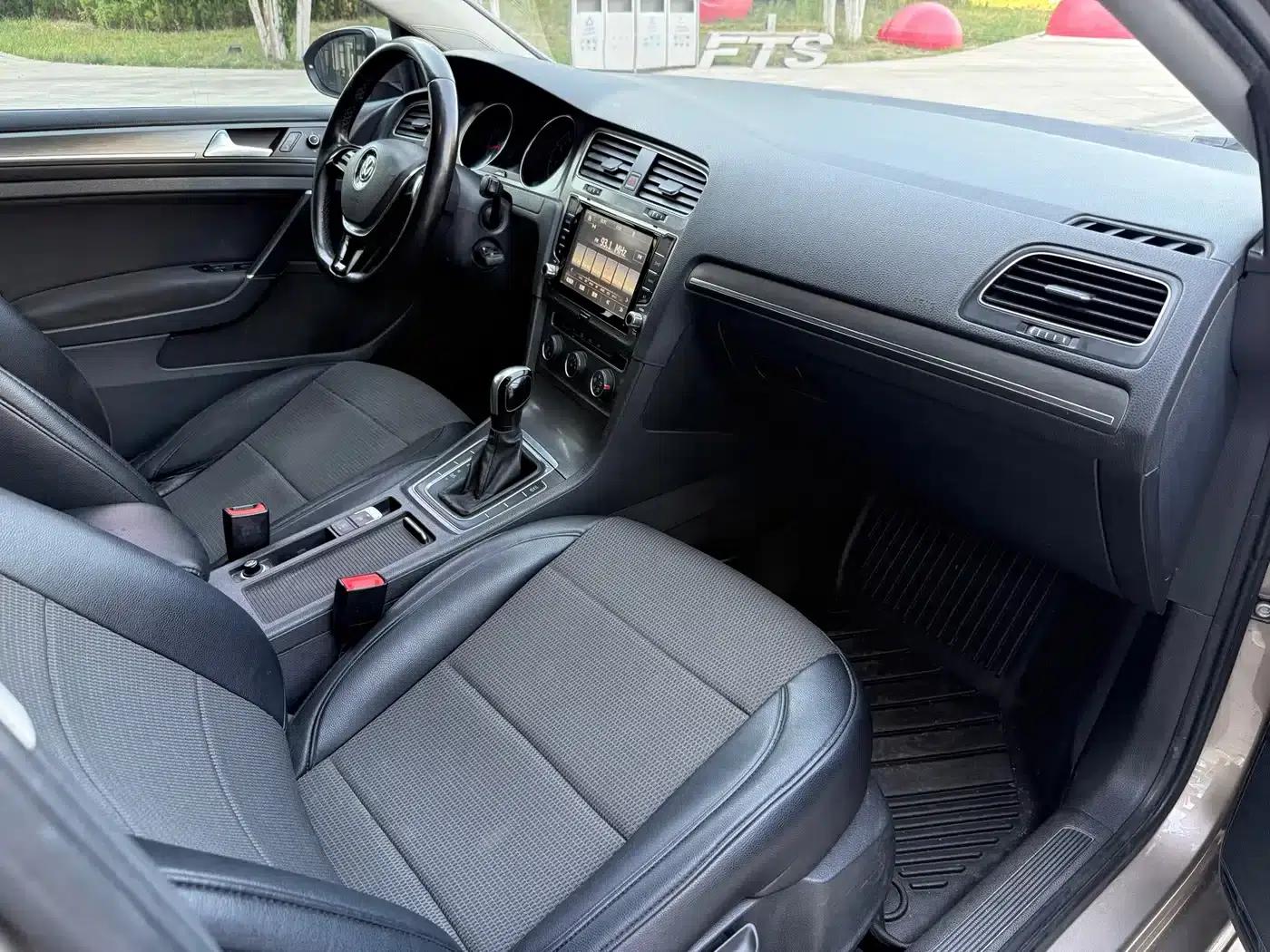 2015 Golf 1.6L Automatic Comfort — миниатюра 8