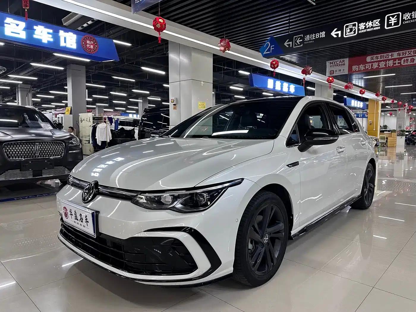 2021 Golf 280TSI DSG R-Line — миниатюра 1