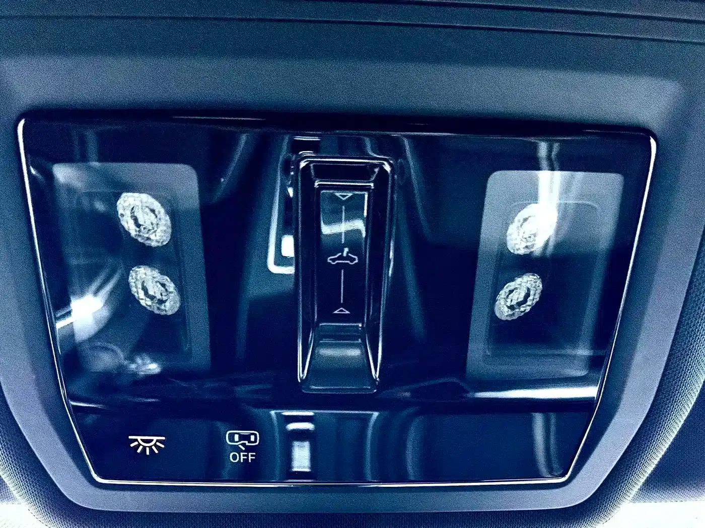 2023 Golf 280TSI DSG R-Line Lite — миниатюра 18