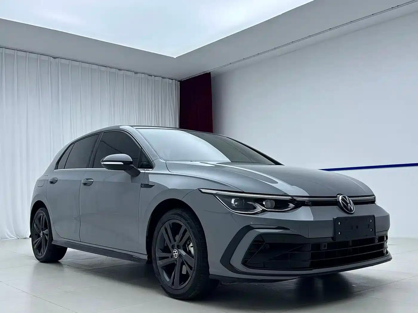 2023 Golf 280TSI DSG R-Line Lite — миниатюра 3