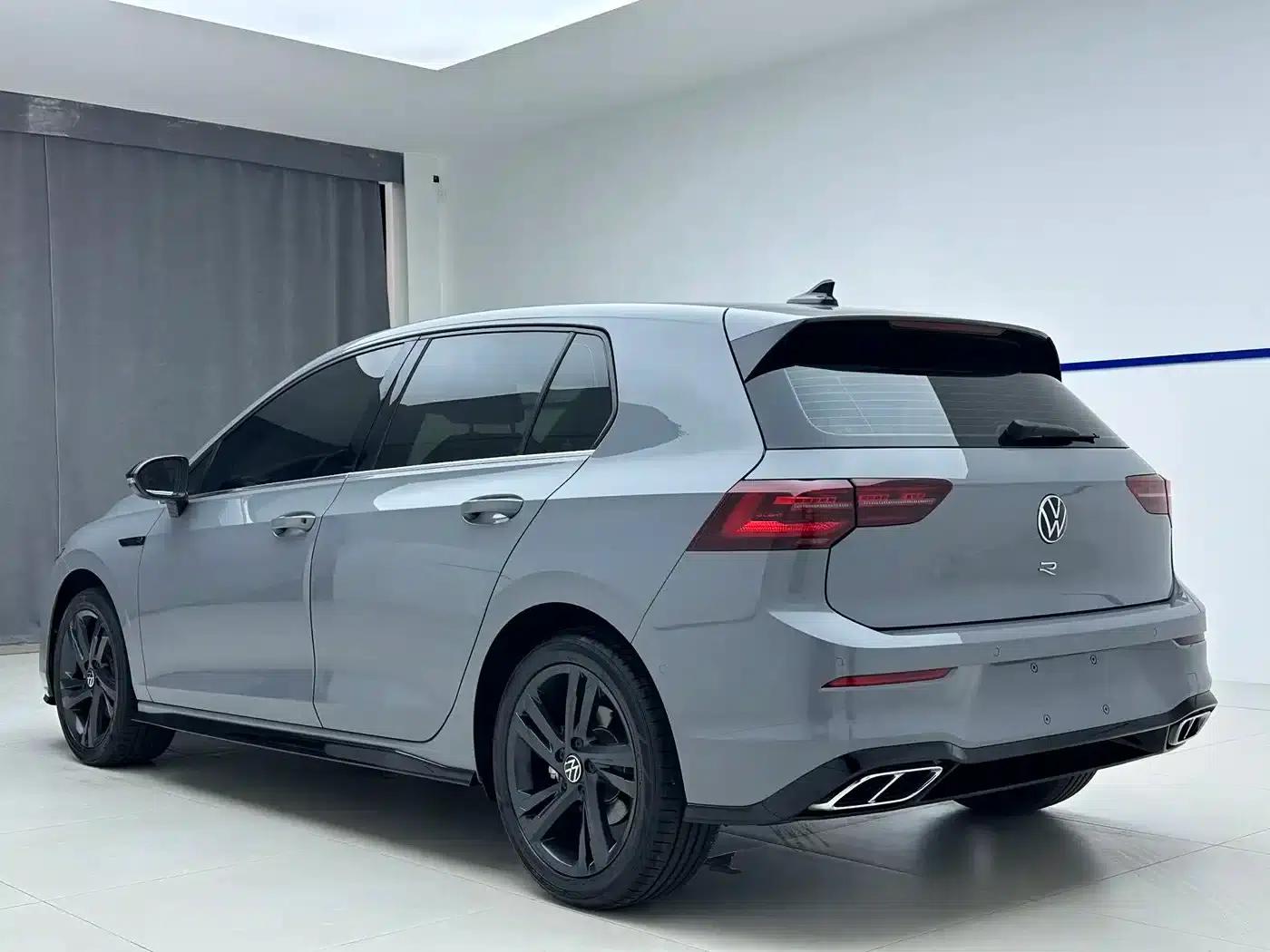 2023 Golf 280TSI DSG R-Line Lite — миниатюра 4