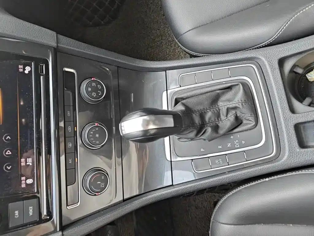 2019 Golf 200TSI DSG Comfort Entry Edition (China VI Emission Standard) — миниатюра 14