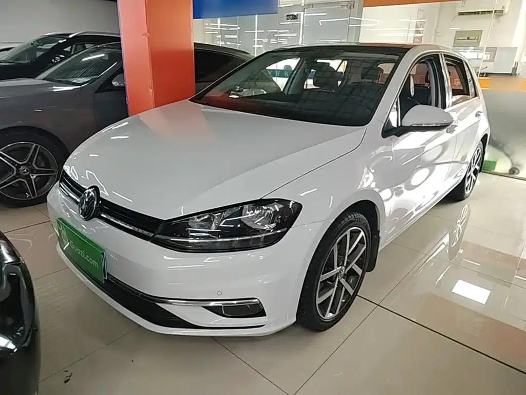 2018 Golf 230TSI Automatic Luxury — миниатюра 2