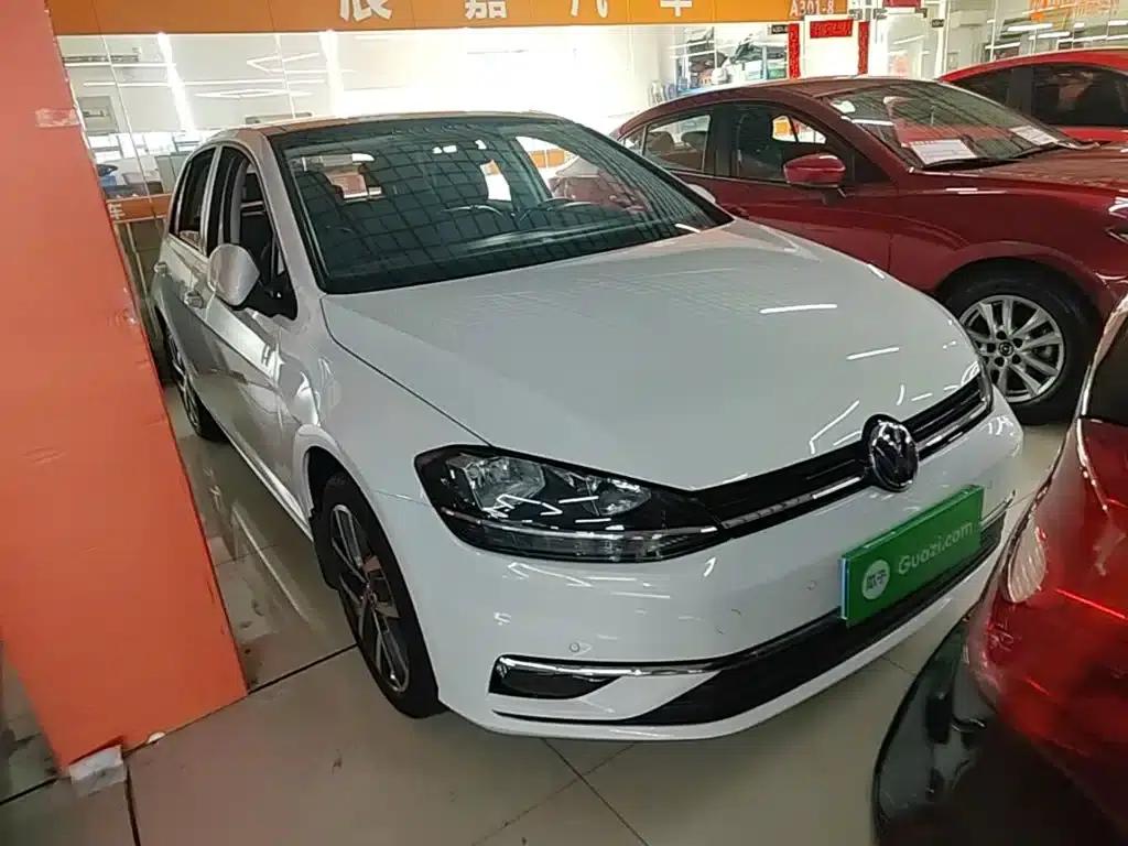 2018 Golf 230TSI Automatic Luxury — миниатюра 4