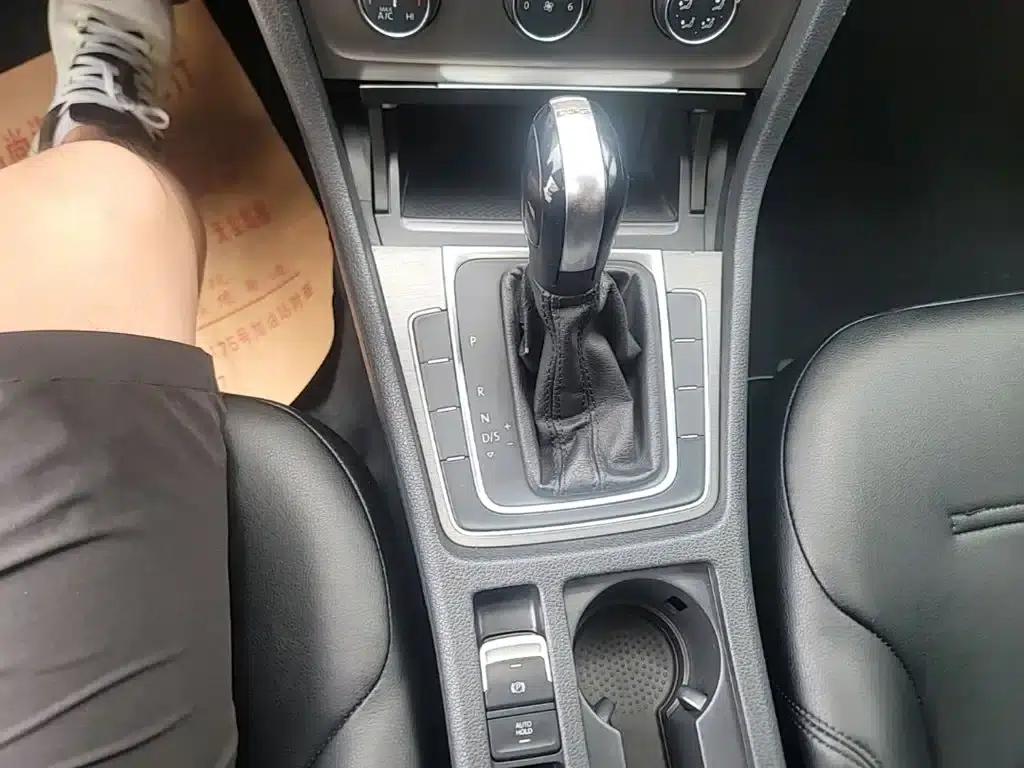 2016 Golf 230TSI Automatic Comfort — миниатюра 14